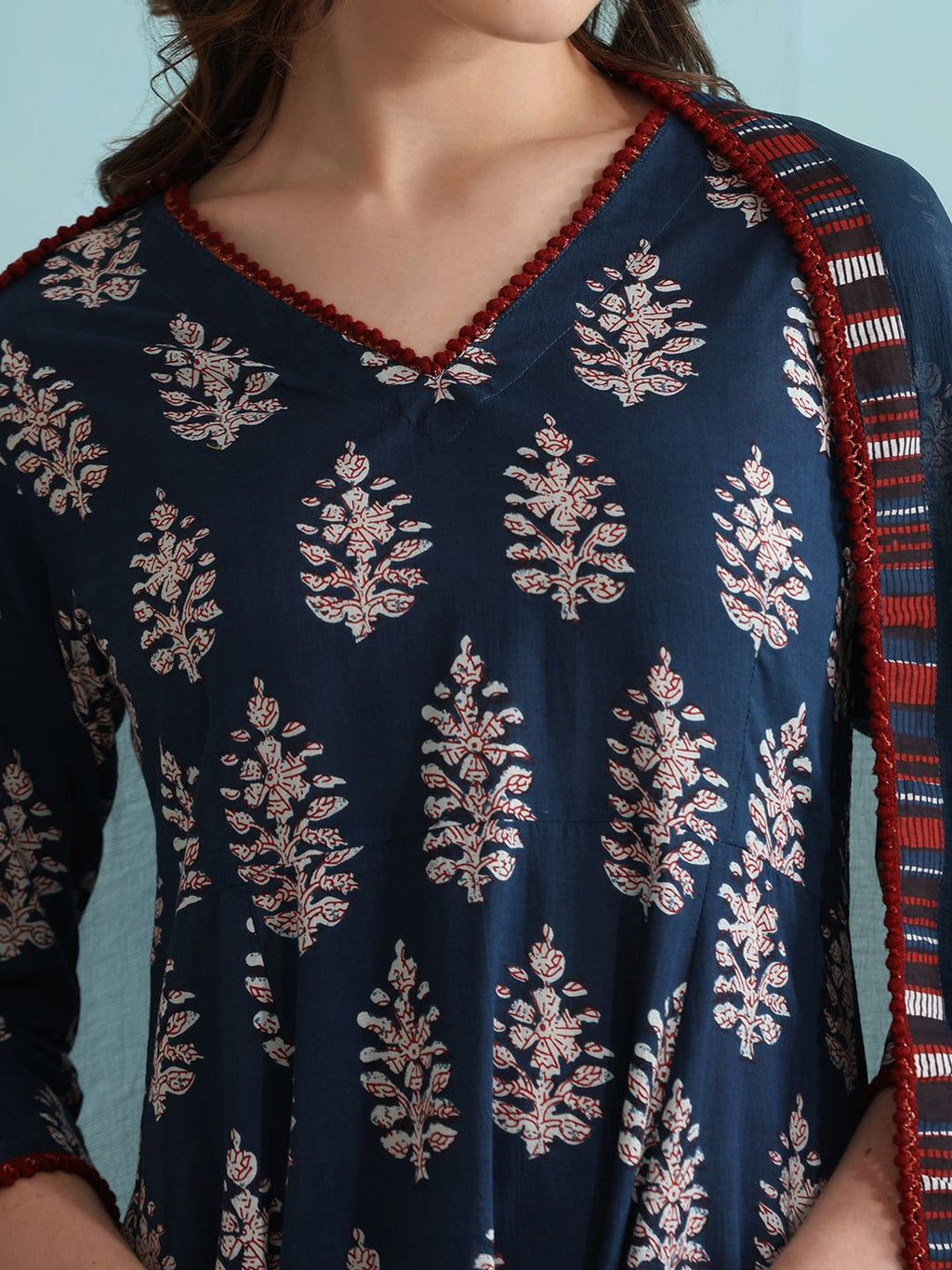 💙 Elegant Indigo Block Print Kurta Set with Crimson Detail