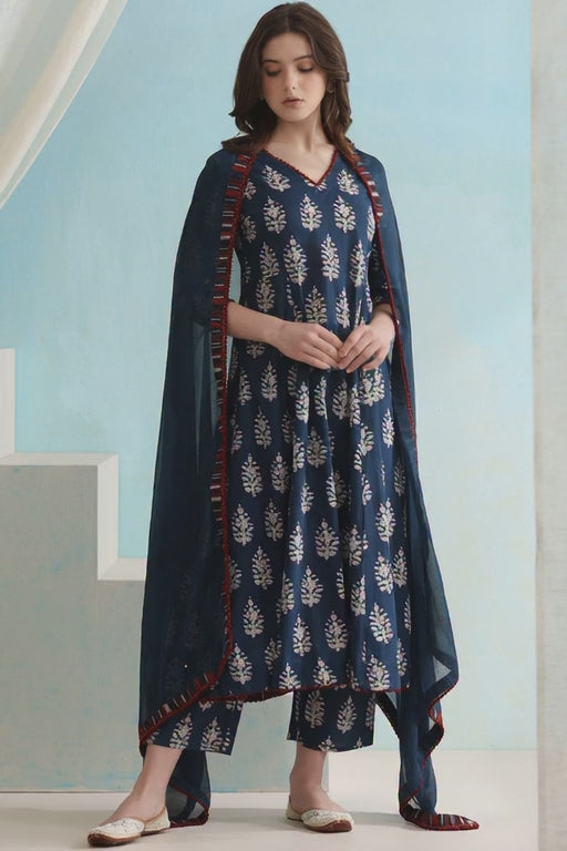 💙 Elegant Indigo Block Print Kurta Set with Crimson Detail